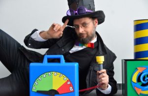 Kouzleník, a moderátor | Čáry Kluk