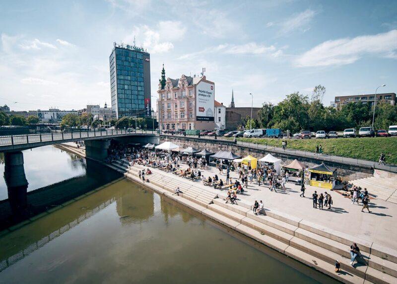 Náplavka na Radbuze Plzeň