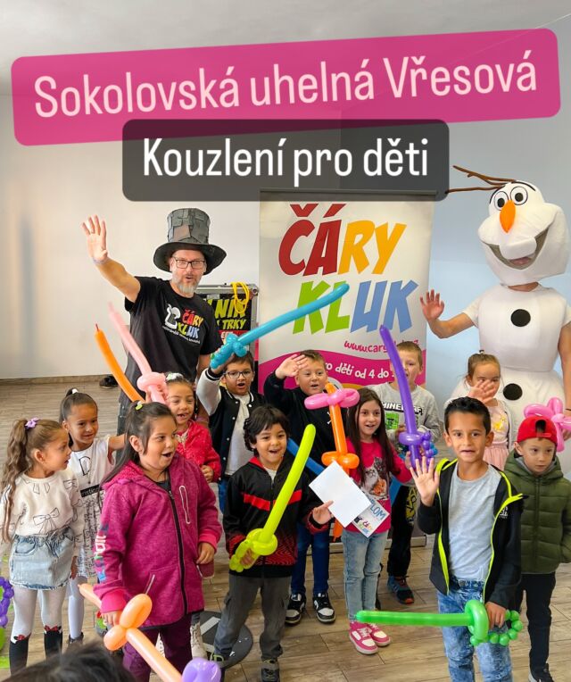 Kouzlení pro děti ve Vřesové 🙂🎩🎈👍🏻. Do Sokolovské uhelné dorazil i sněhulák Olaf ⛄️a to značí, že bude tuhá zima 🙂. #kouzelnik #kouzelnikprodeti #carykkuk #vresova #oslava